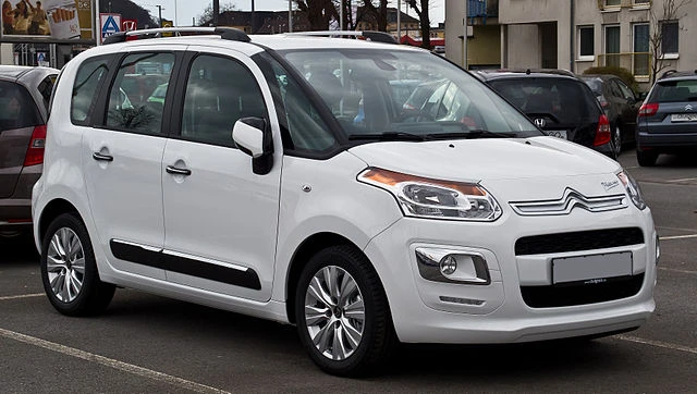 Citroen C3 Picasso front aproapemasini