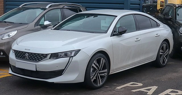 Peugeot 508 II side aproapemasini