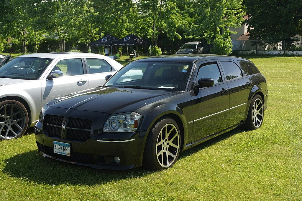 Pareri : Dodge Magnum ( 2005 - 2008 )