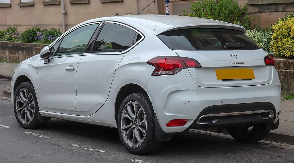 Citroen DS 4 I rear aproapemasini