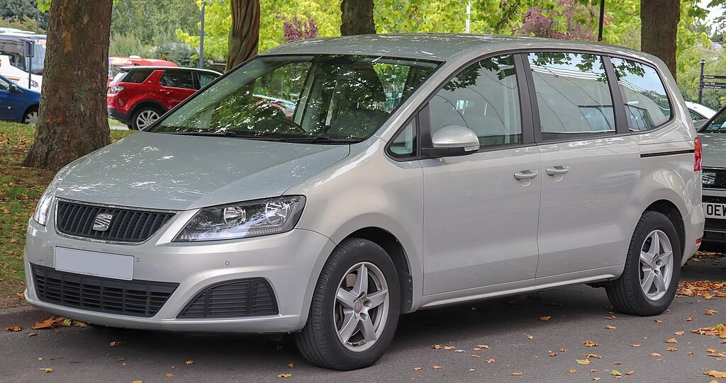 Seat Alhambra II front side aproapemasini