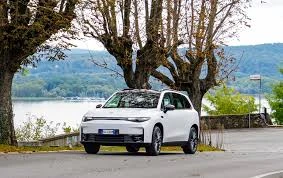 Leapmotor C10 vizeaza scepticii EV cu optiunea hibrida cu raza extinsa