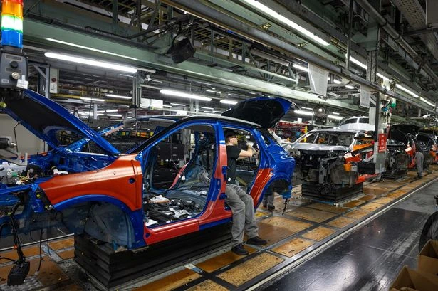 Lantul de aprovizionare auto mondial este in mainile catorva birocrati din China