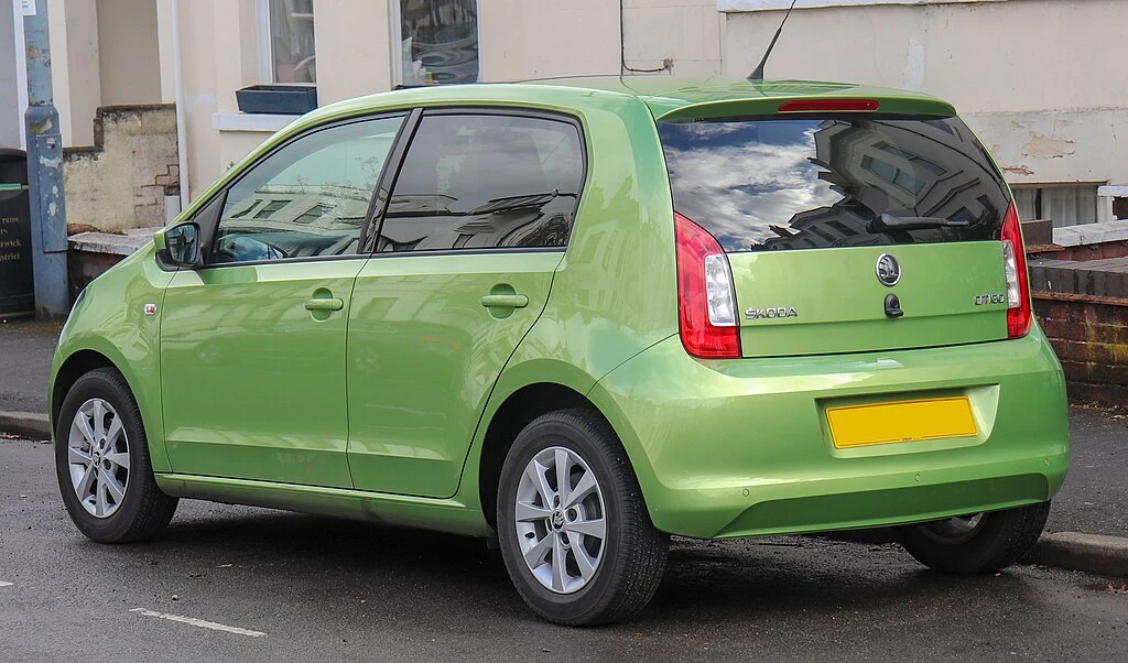 Skoda CitiGO rear aproapemasini