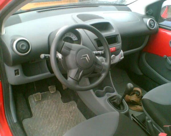 Citroen C1 PM interior aproapemasini