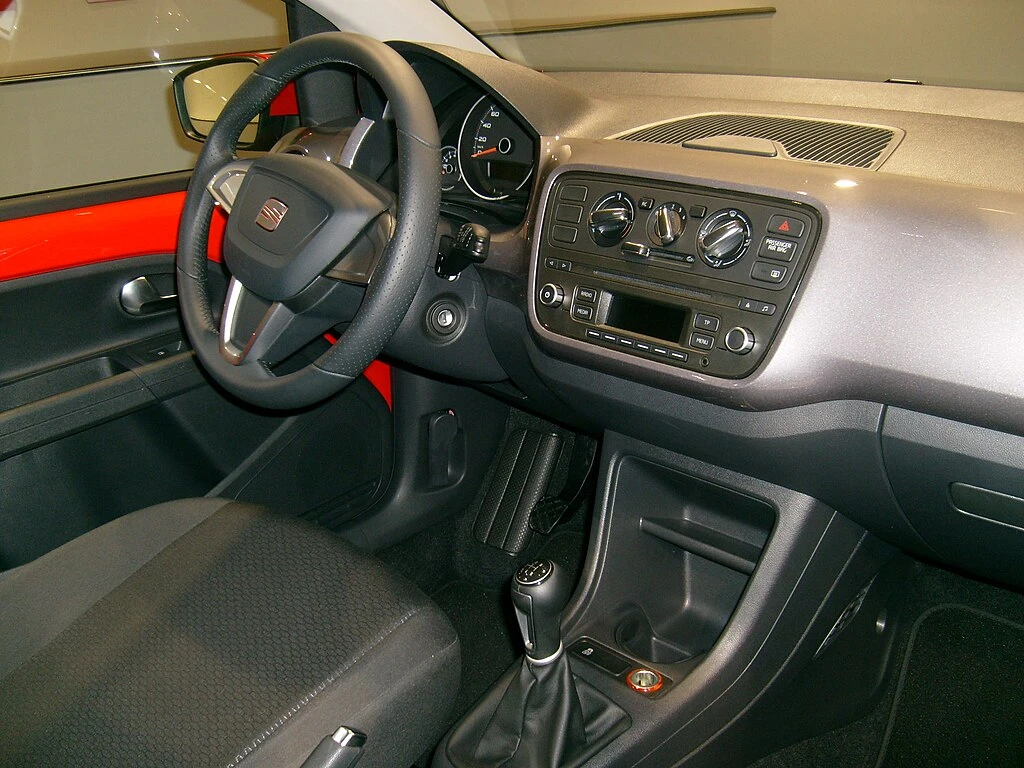 Seat Mii interior aproapemasini