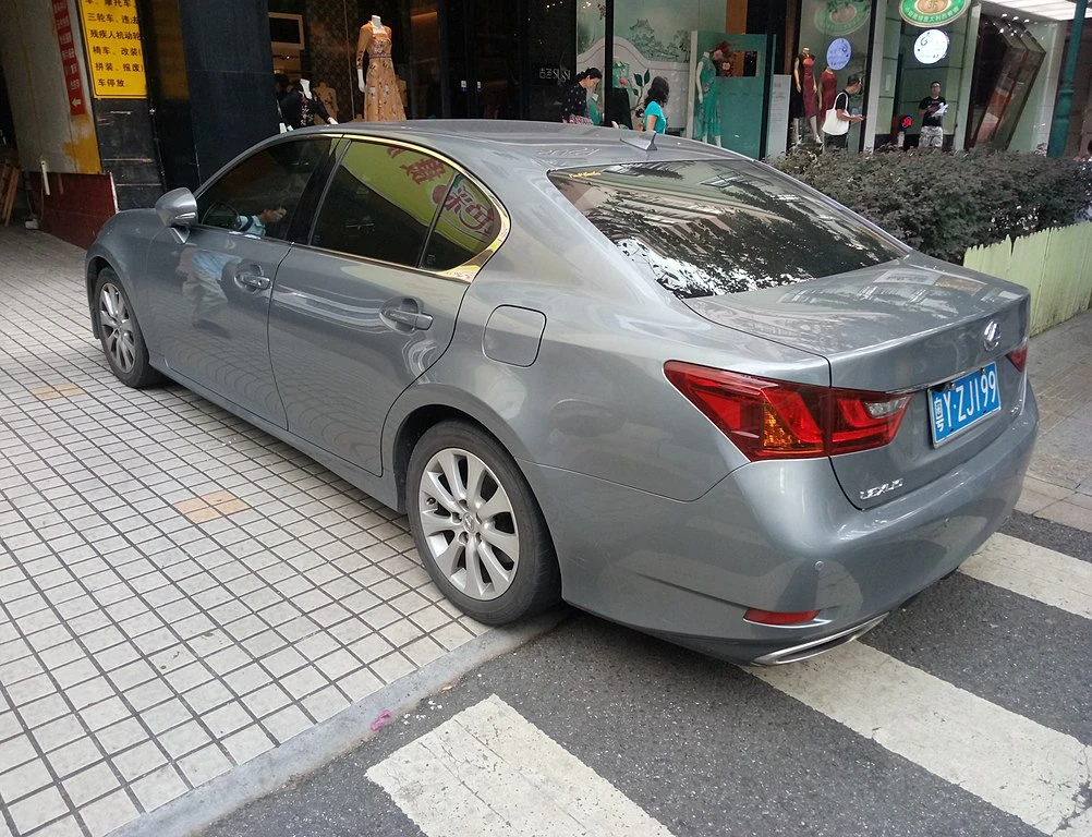 Lexus GS IV rear aproapemasini