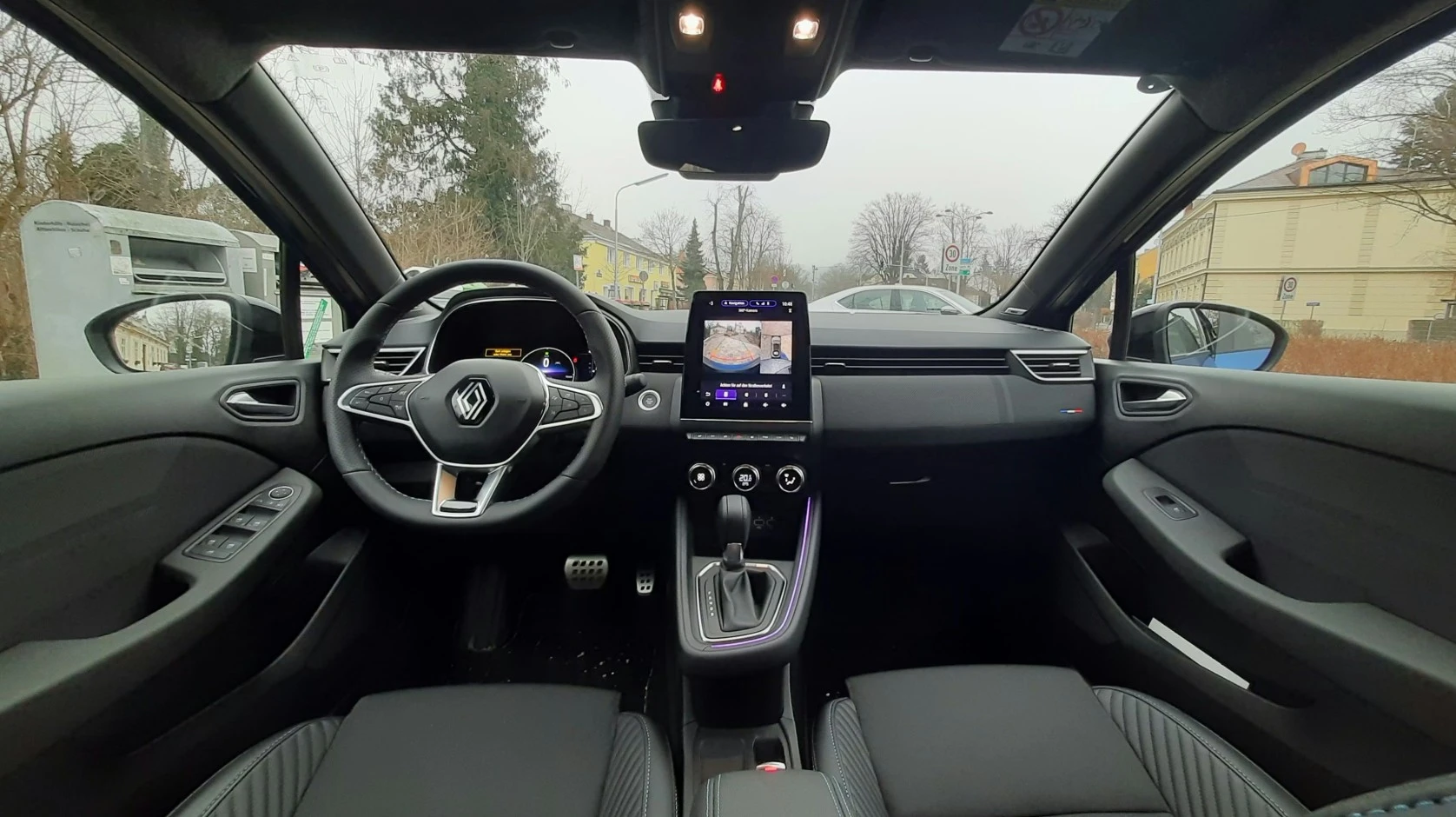 Renault Clio V interior aproapemasini