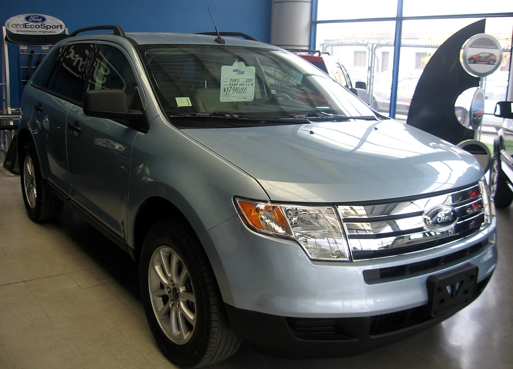 Ford Edge I side aproapemasini
