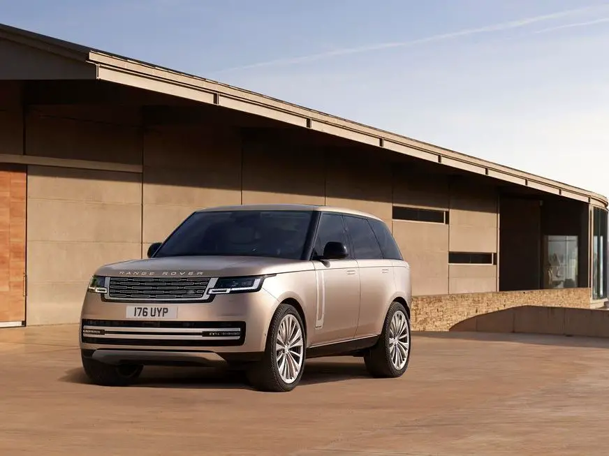 Lista de asteptare Range Rover Electric a fost deschisa inainte de lansarea din 2024