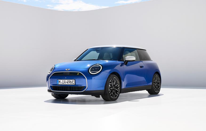 Mini lanseaza un hatchback electric si noul Countryman EV