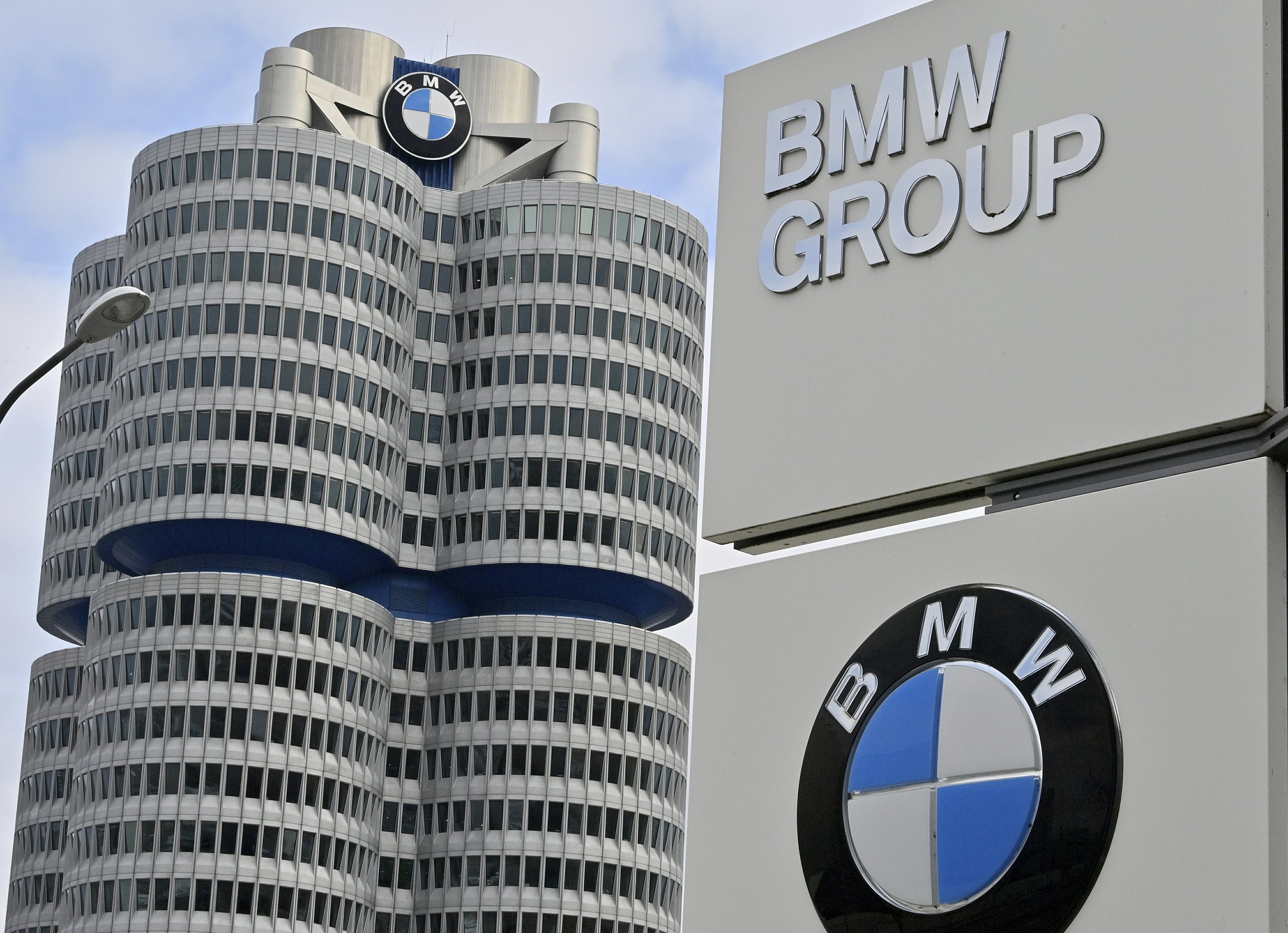 BMW respecta obiectivele de productie, in ciuda problemelor lantului de aprovizionare