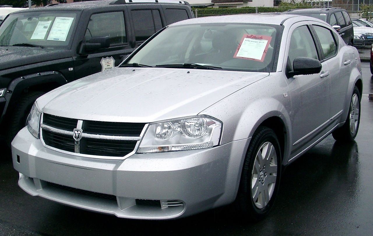 Dodge Avenger front aproapemasini