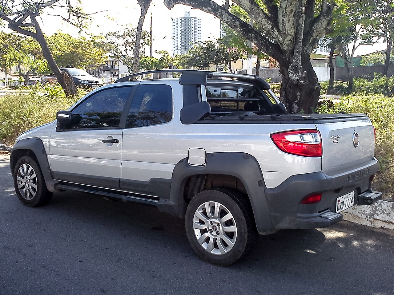 Fiat Strada I rear side aproapemasini