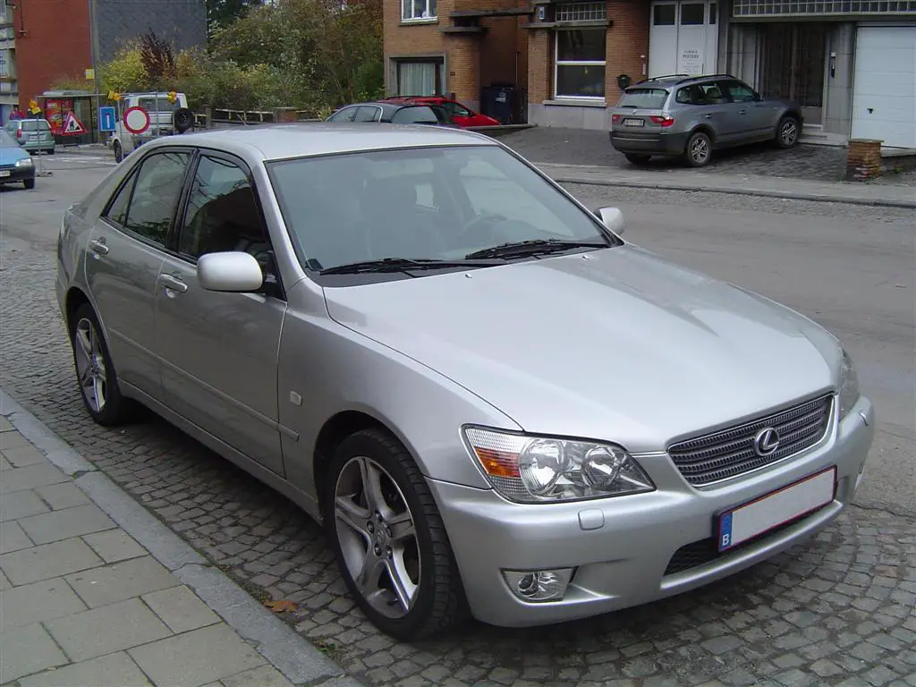 Pareri : Lexus IS I ( 1998 &#8211; 2005 )