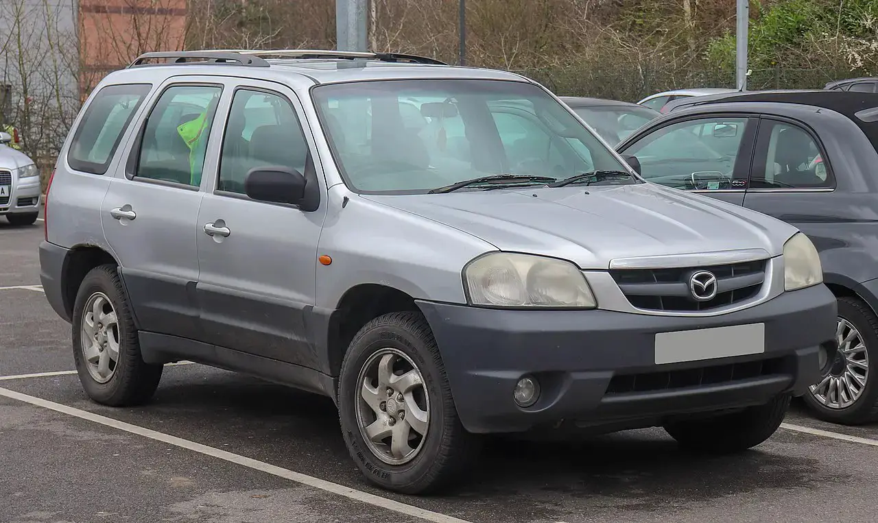 Mazda Tribute front aproapemasini