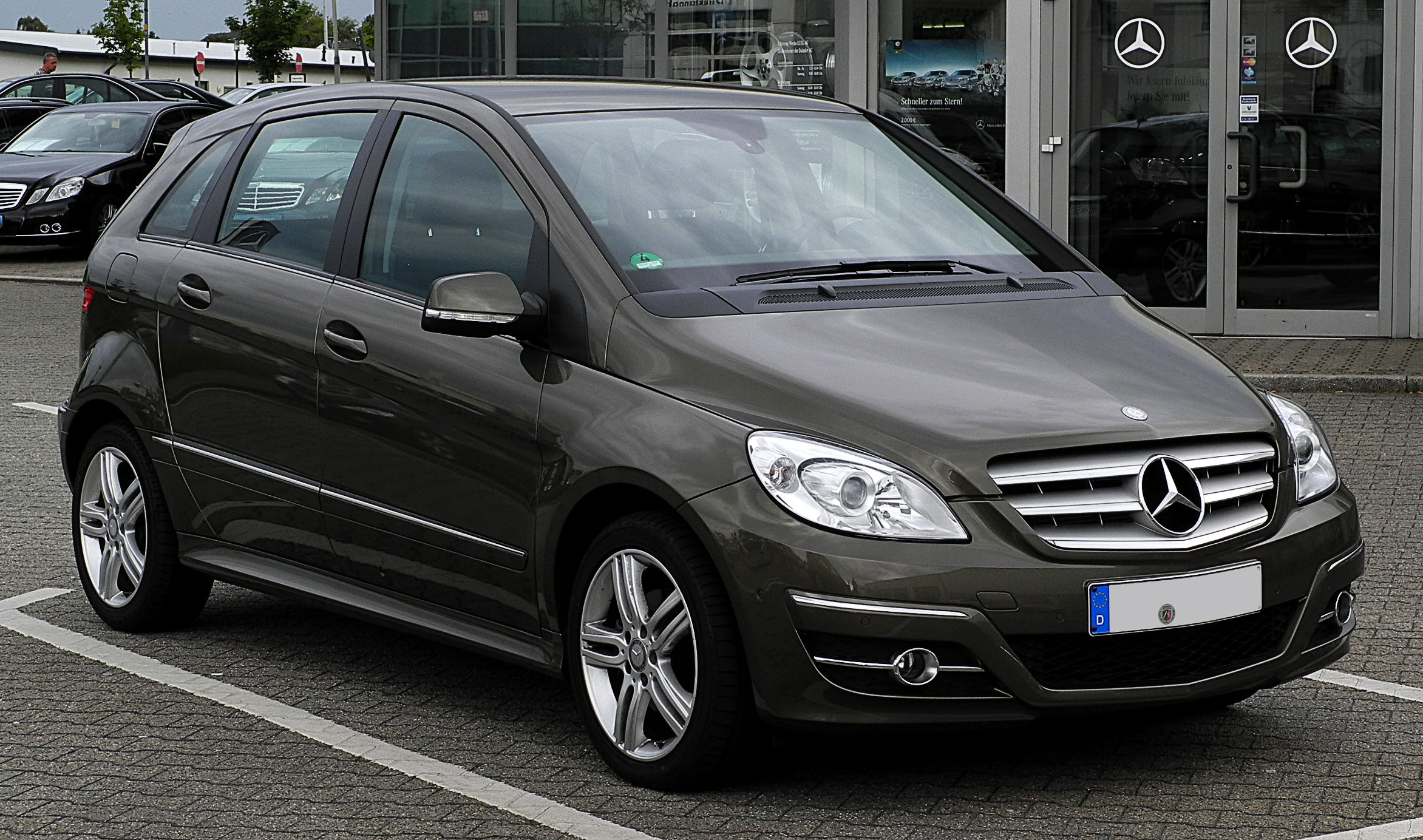 Mercedes B Class W245 side facelift aproapemasini