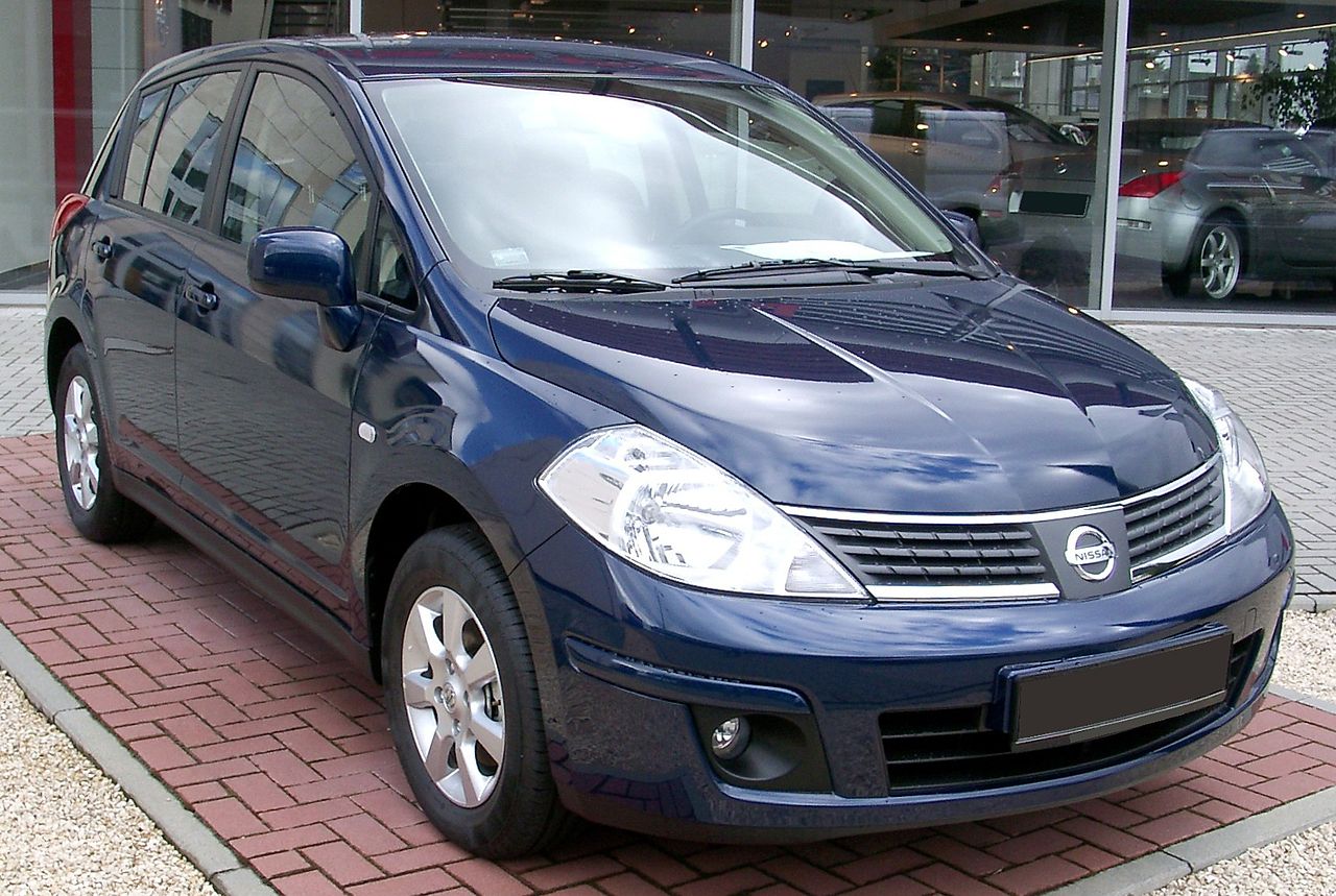 Pareri : Nissan Tiida I ( 2004 &#8211; 2011 )