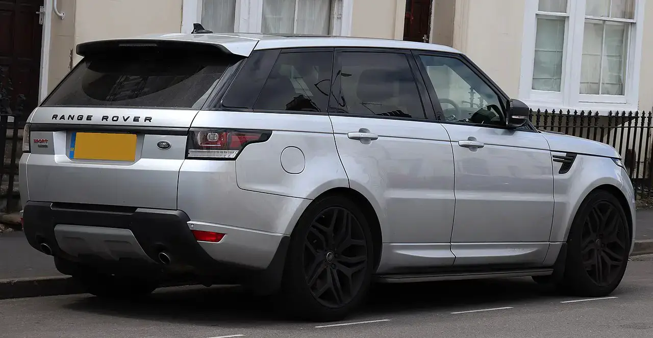 Range Rover Sport L494 rear almostcarreviews