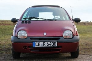 Renault indeamna UE sa inghete reglementarile privind vehiculele electrice mici pentru a creste profiturile si a reduce preturile