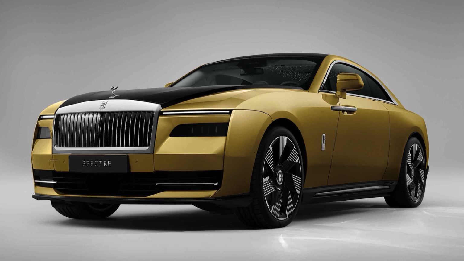 Rolls-Royce spune ca va pune pe lista neagra clientii care revand Spectre EV