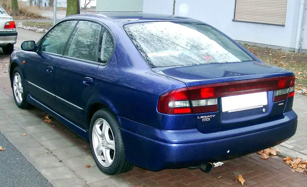 Subaru Outback II rear aproapemasini