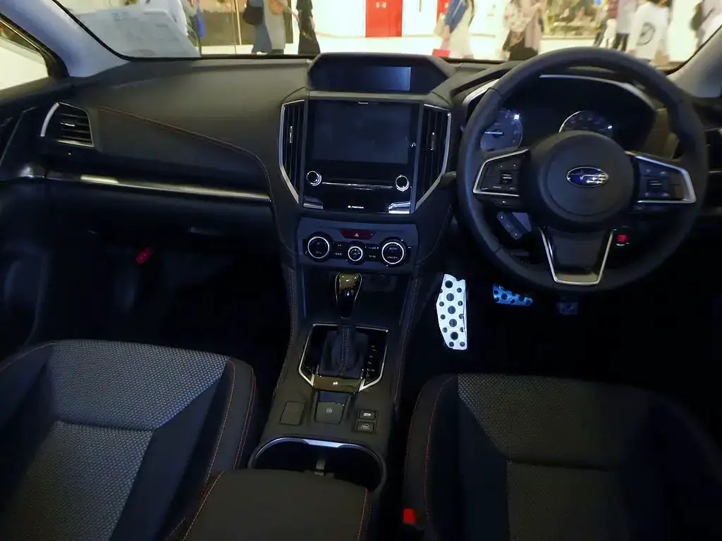 Subaru XV II interior aproapemasini