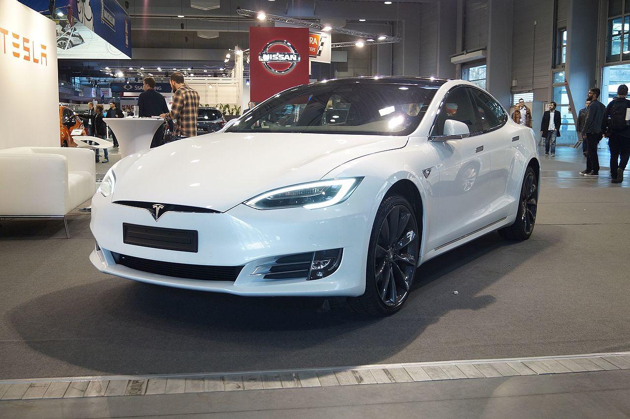 Tesla S Plaid stabileste un nou record EV la Nurburgring