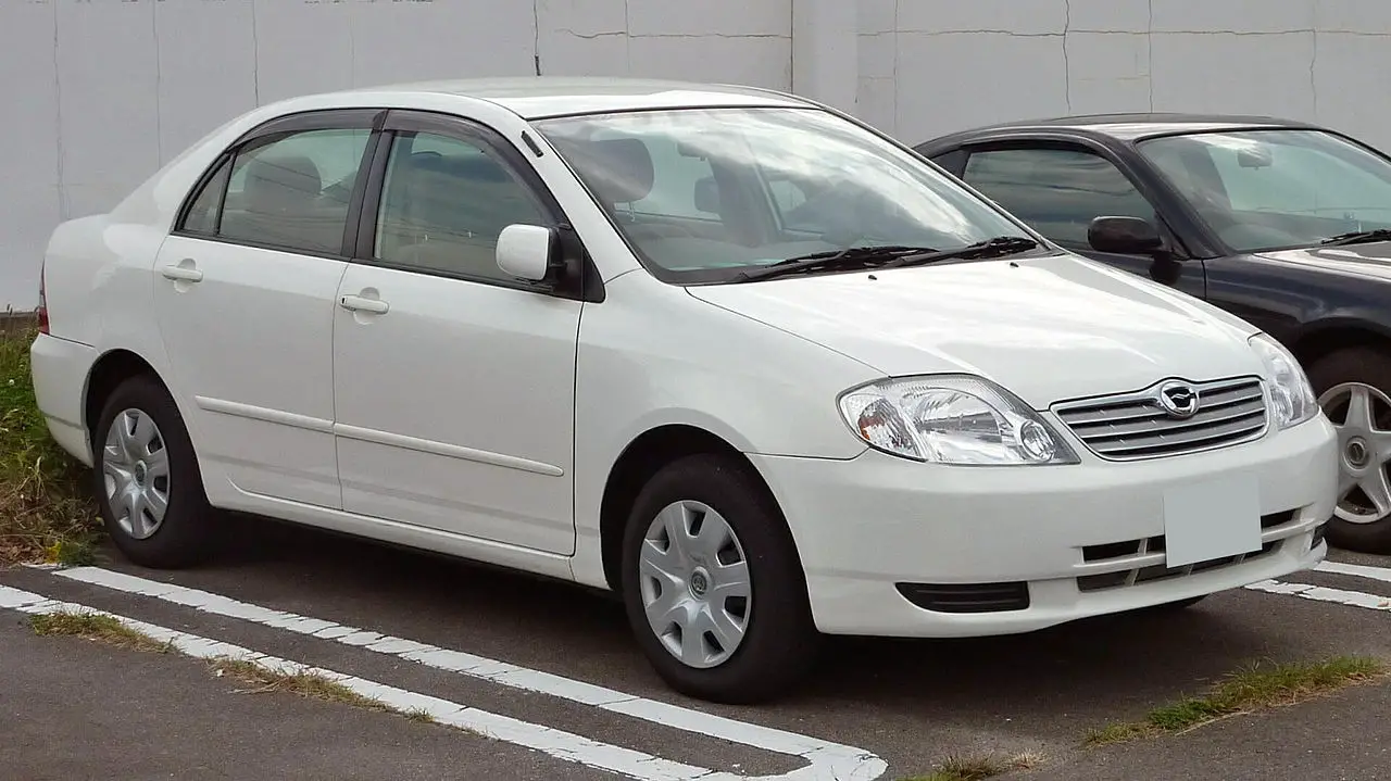 Pareri : Toyota Corolla E120 ( 2000 &#8211; 2007 )