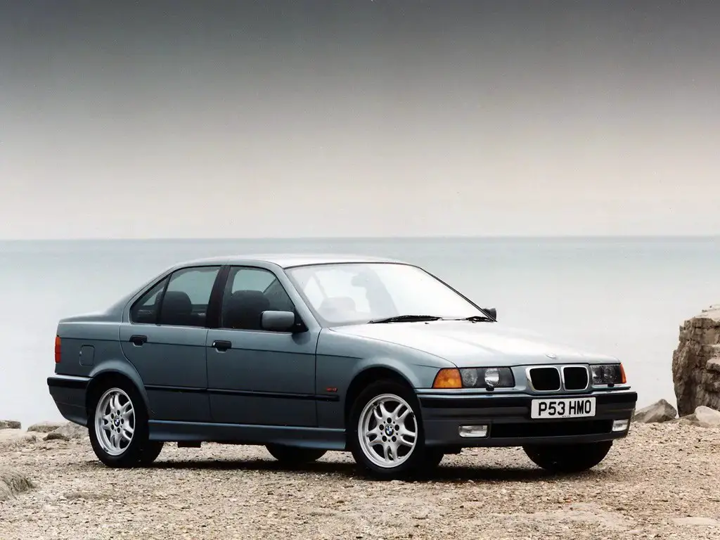 bmw-3-series-sedan-e36-767_15