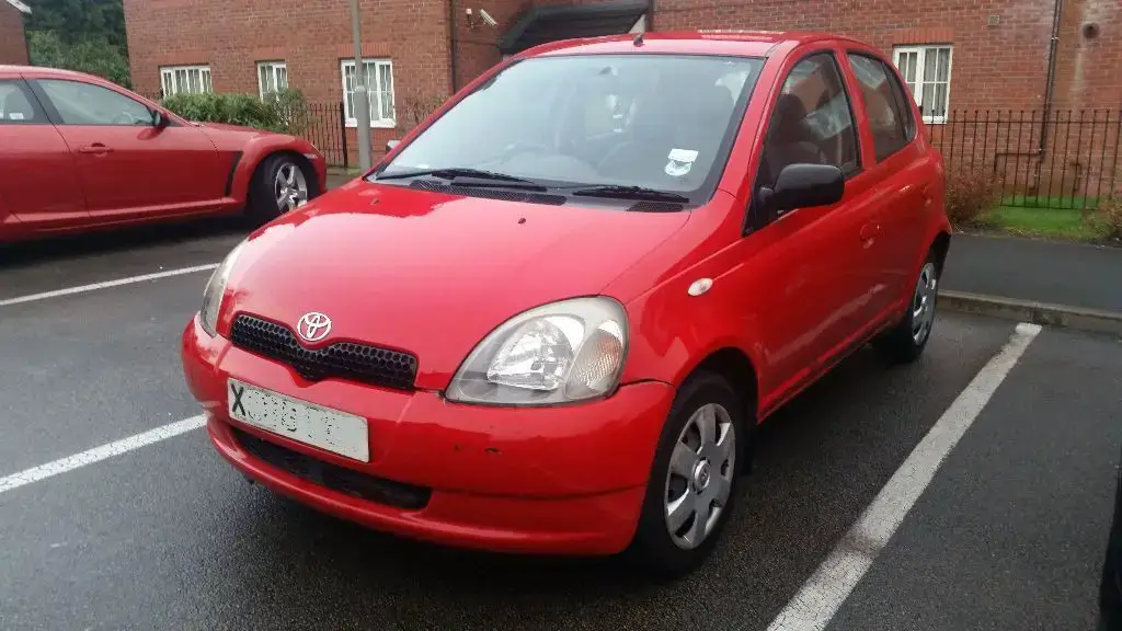 postadsuk-com-toyota-yaris-ion-1-0-vvti-5-door-80-000-miles-56-reg-full-service-history-long-mot-rare-spec-west-yo