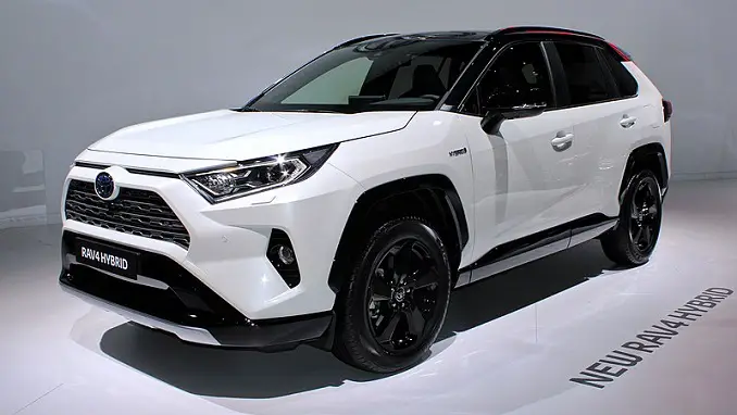 Toyota isi va inchide fabrica din Rusia