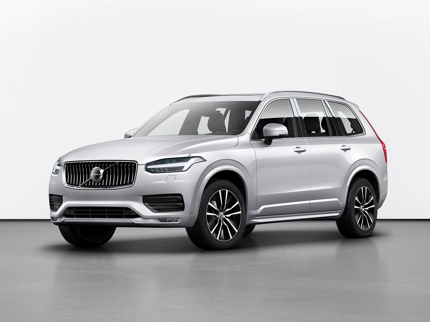 Volvo anunta un facelift pentru XC90