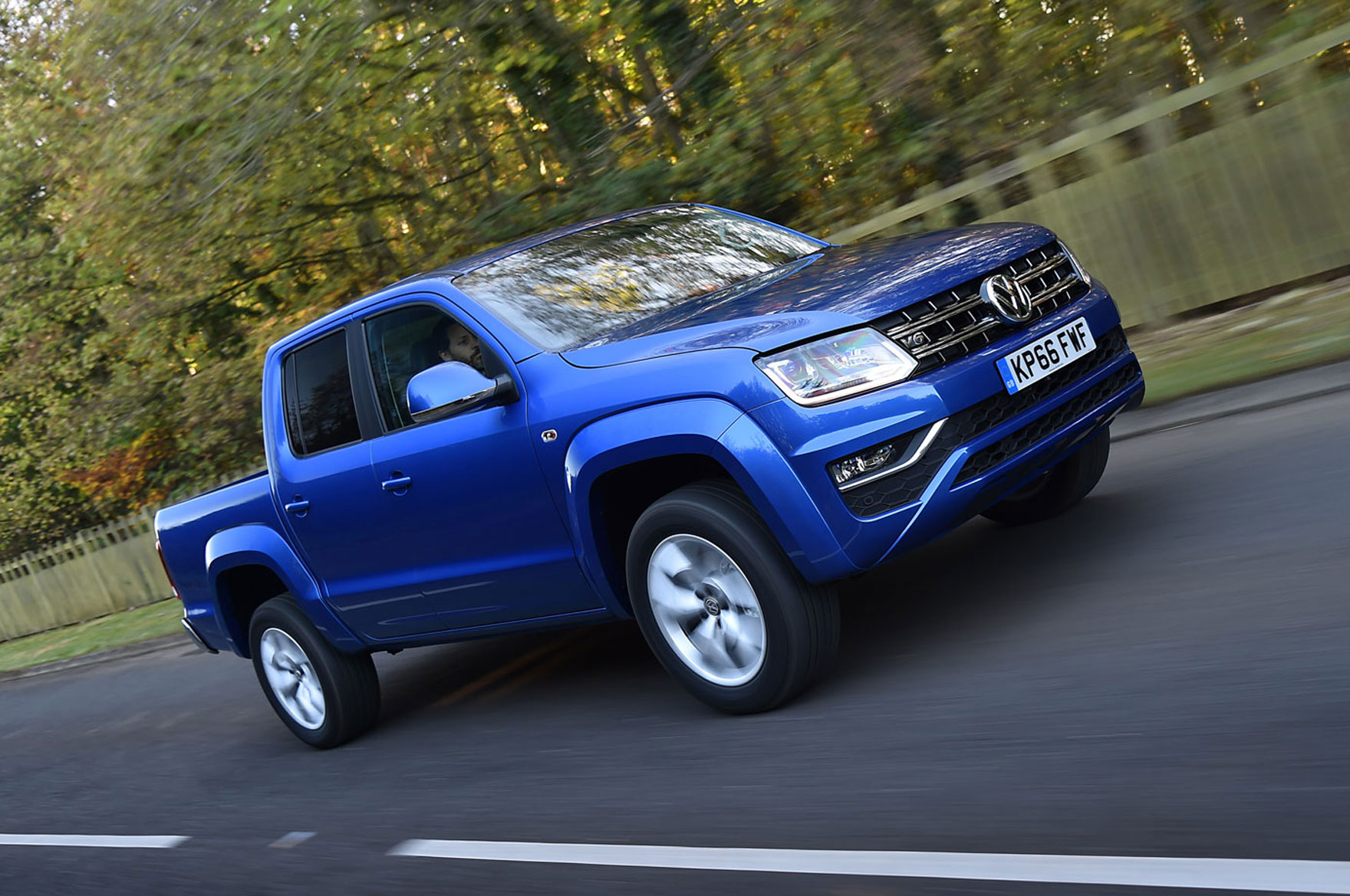 VW lanseaza primele detalii despre noul Amarok